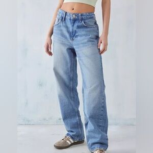 BDG High-Rise Straight Leg Jean - Vintage Denim
